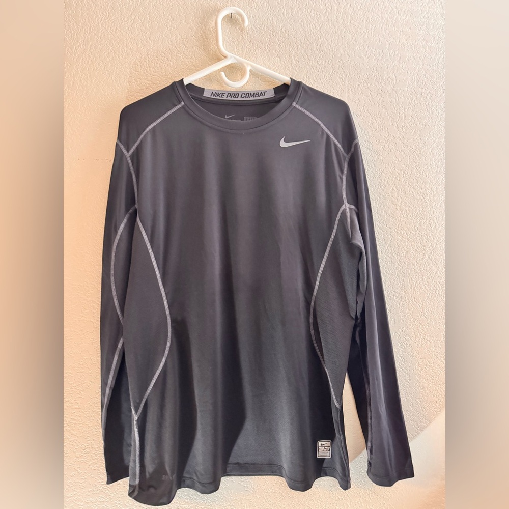 Nike Bundle - Picture 2 of 12
